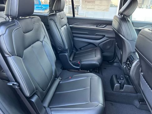 New 2025 Jeep Grand Cherokee L Limited w/ Trailer Tow Package image 23