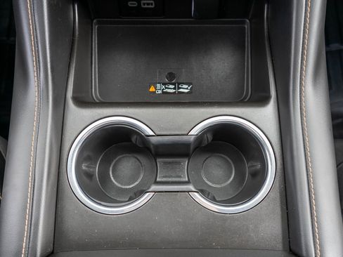 Used 2023 GMC Yukon XL AT4 w/ AT4 Premium Plus Package image 31