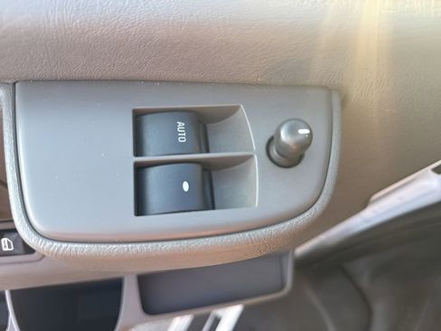 Used 2023 Chevrolet Express 2500 w/ Driver Convenience Package RWD image 21