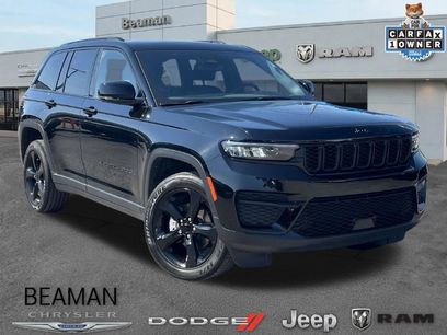 Used 2024 Jeep Grand Cherokee Altitude