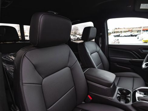 New 2026 Chevrolet Colorado LT w/ LT Convenience Package image 24