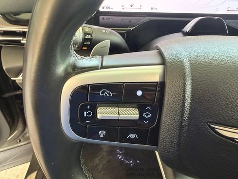 Used 2025 Genesis GV80 2.5T Standard AWD/4WD image 48
