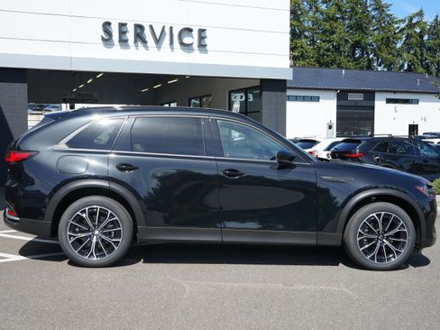 New 2025 MAZDA CX-70 Plug-In Hybrid w/ Premium Plus image 3