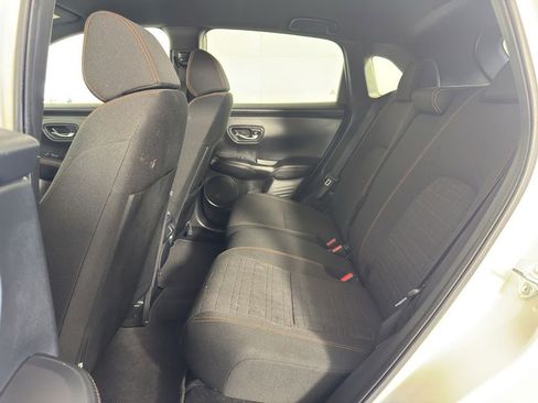 Used 2023 Honda HR-V Sport image 3