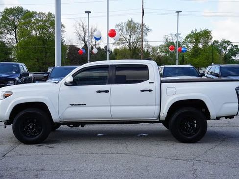Used 2022 Toyota Tacoma 4x4 Double Cab image 4