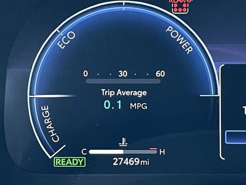 Used 2025 Toyota Sienna XSE AWD/4WD image 16