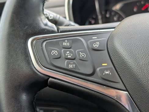 Used 2024 Chevrolet Equinox Premier image 21