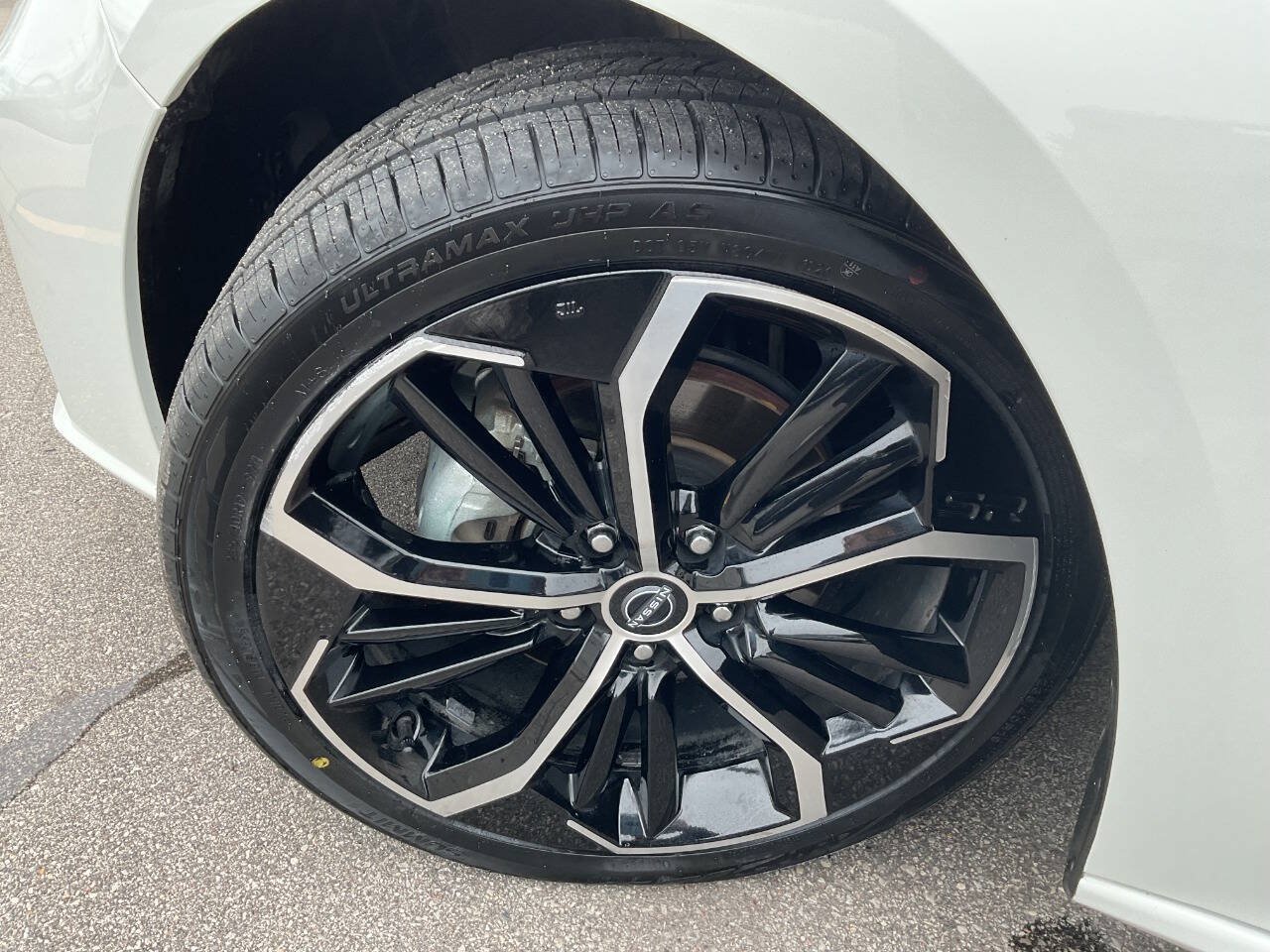 Used 2025 Nissan Altima 2.5 SR FWD image 47