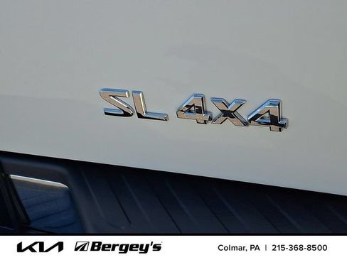 Used 2016 Nissan Frontier SL AWD/4WD image 33