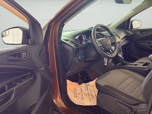 Used 2017 Ford Escape S FWD image 7