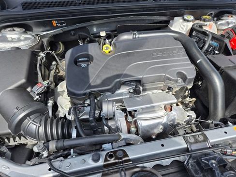 Used 2024 Chevrolet Malibu LT FWD image 22