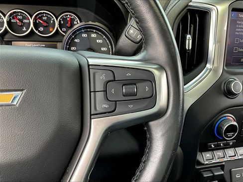 Used 2020 Chevrolet Silverado 1500 LTZ w/ LTZ Premium Package AWD/4WD image 17