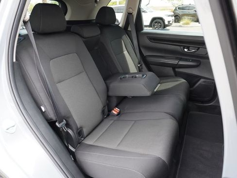 Used 2025 Honda CR-V EX image 9