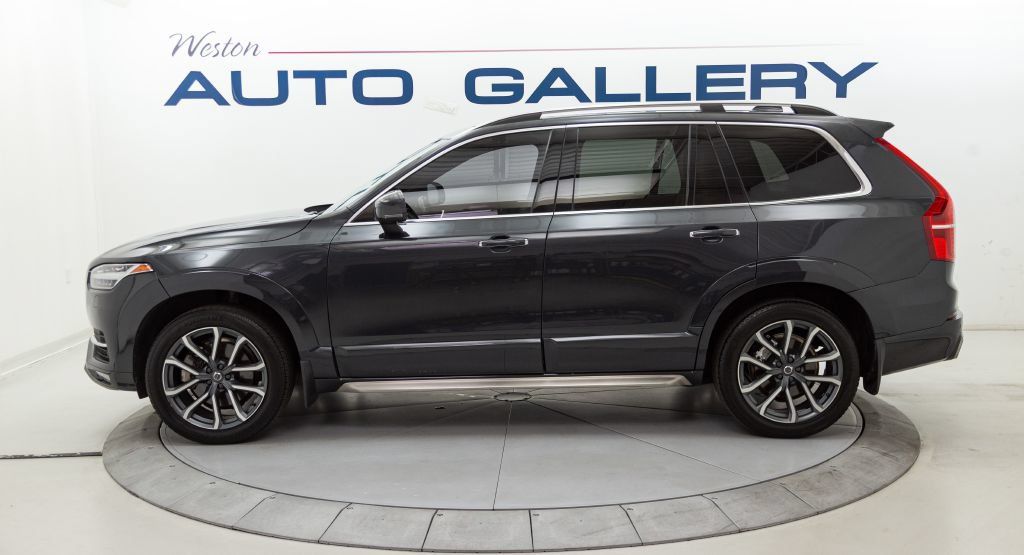 Used 2016 Volvo XC90 T6 Momentum w/ Momentum Plus Package AWD/4WD image 2