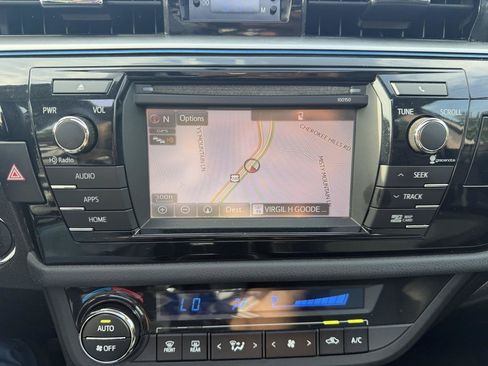 Used 2014 Toyota Corolla S FWD image 19