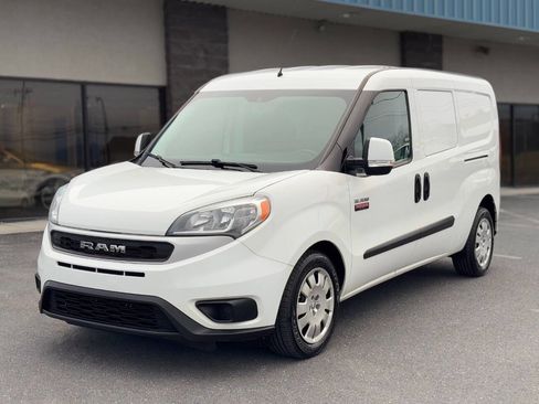 Used 2021 RAM ProMaster City Tradesman SLT image 2