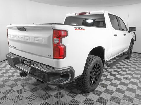 Used 2021 Chevrolet Silverado 1500 LT Trail Boss w/ Bed Protection Package image 5