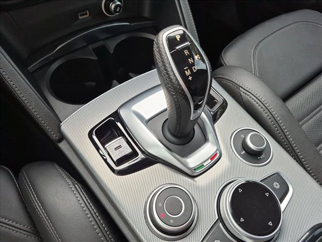 Used 2024 Alfa Romeo Stelvio Veloce AWD/4WD image 12