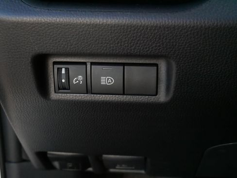 Certified 2025 Toyota RAV4 LE AWD/4WD image 27