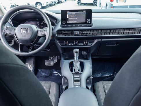 Used 2024 Honda HR-V LX image 6