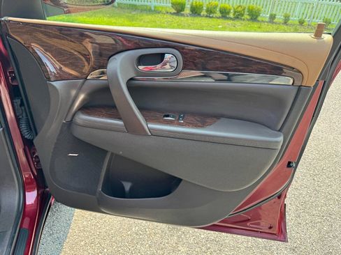 Used 2016 Buick Enclave Leather w/ Trailering Package FWD image 47