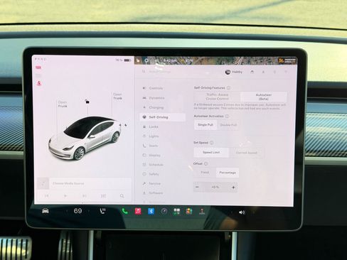 Used 2018 Tesla Model 3 Long Range AWD/4WD image 60