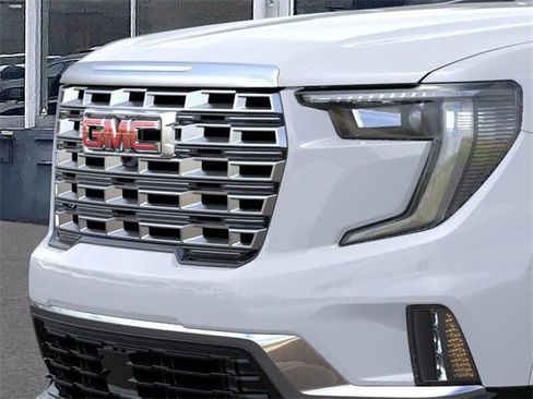 New 2026 GMC Acadia Denali image 13