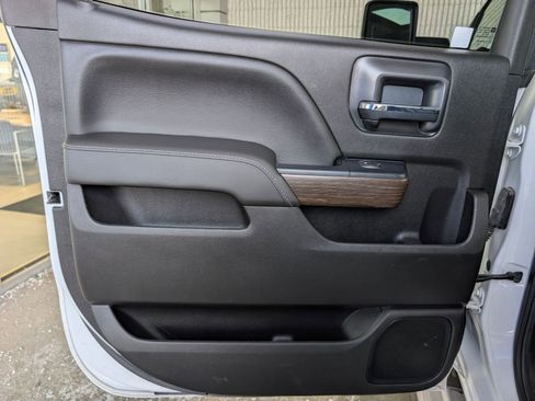 Used 2019 GMC Sierra 3500 Denali image 27