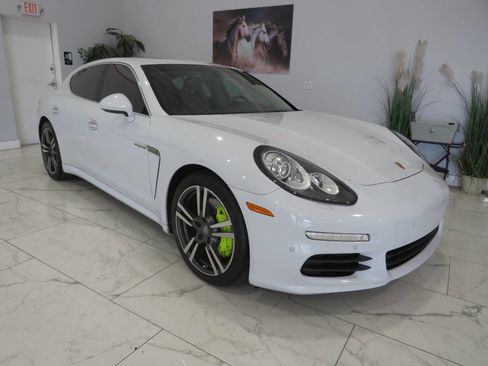 Used 2016 Porsche Panamera S w/ Premium Package Plus RWD image 1