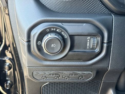 New 2026 Jeep Wrangler Unlimited Rubicon image 31