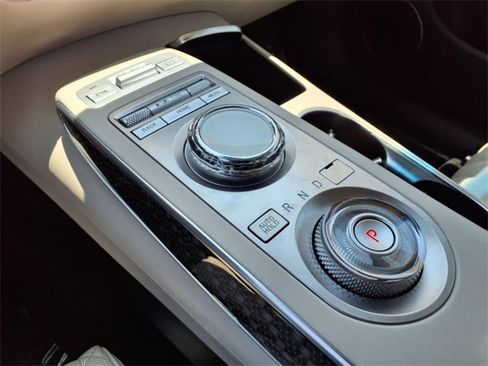 Used 2022 Genesis GV70 3.5T Sport w/ Sport Prestige Package image 7