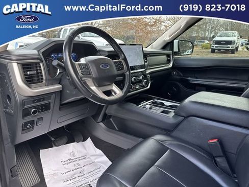 Certified 2024 Ford Expedition XLT image 18