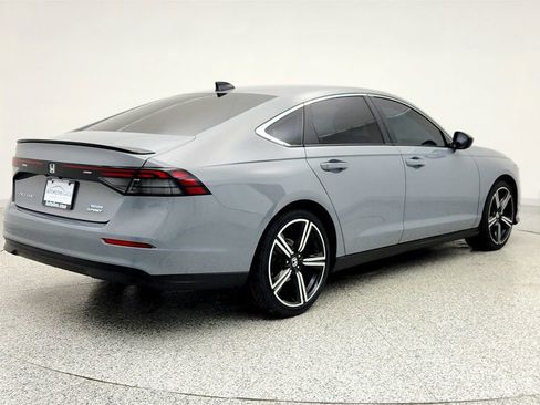 Used 2024 Honda Accord Sport image 5