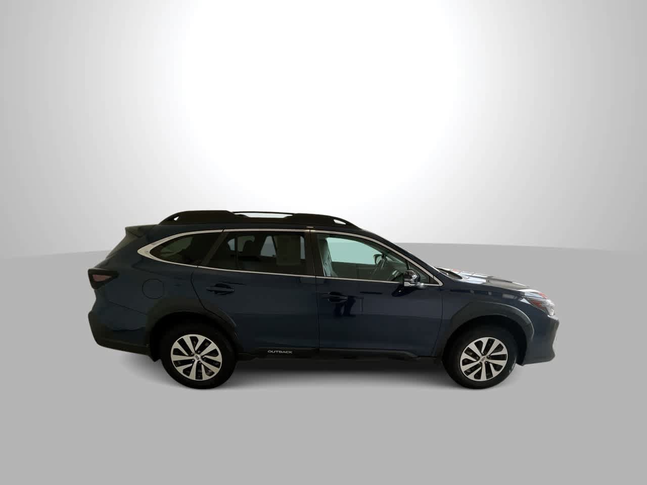 Used 2024 Subaru Outback Premium AWD/4WD image 9