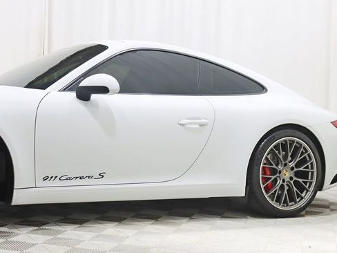 Used 2017 Porsche 911 Carrera S RWD image 3