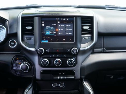 Used 2023 RAM 1500 Big Horn AWD/4WD image 25