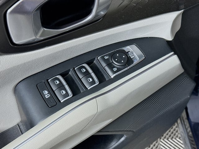 Certified 2024 Kia Sorento EX AWD/4WD image 18