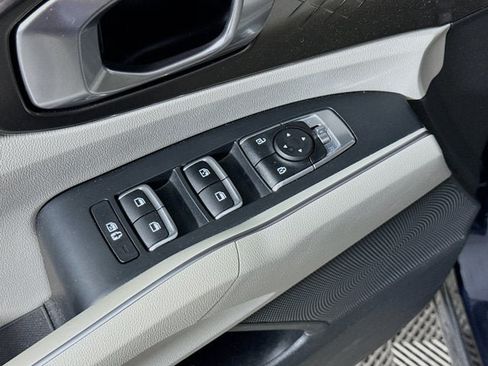 Certified 2024 Kia Sorento EX AWD/4WD image 18