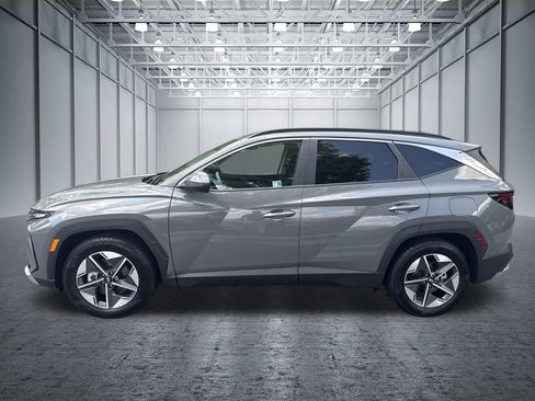 Used 2025 Hyundai Tucson SEL FWD image 4