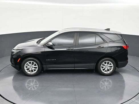 Used 2023 Chevrolet Equinox LS FWD image 13