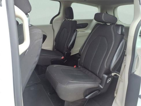 Used 2024 Chrysler Voyager LX FWD image 16