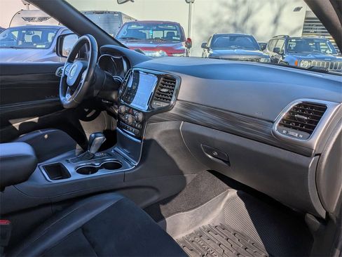 Certified 2021 Jeep Grand Cherokee Laredo X image 23