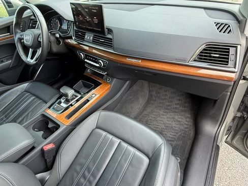 Certified 2023 Audi Q5 2.0T Premium w/ Convenience Package image 40