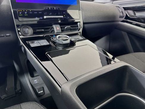 Certified 2025 Toyota bZ4X AWD w/ Weather Package image 24