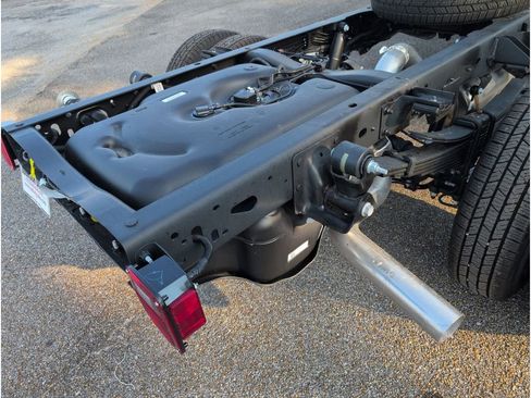 New 2026 RAM 3500 Tradesman w/ Chrome Appearance Group image 36