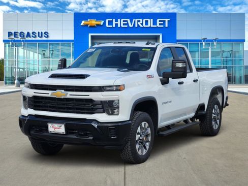 New 2026 Chevrolet Silverado 2500 Custom w/ Custom Value Package image 2