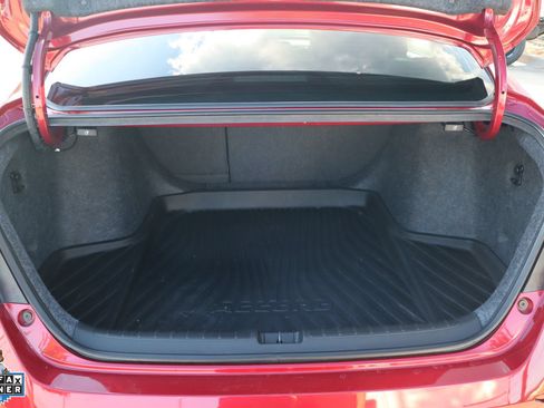 Used 2022 Honda Accord Touring image 27