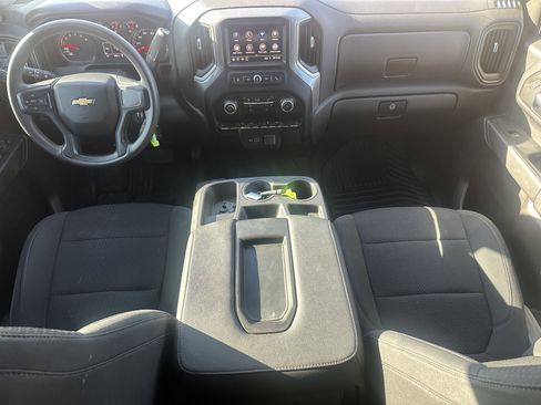 Used 2022 Chevrolet Silverado 1500 Custom RWD image 17