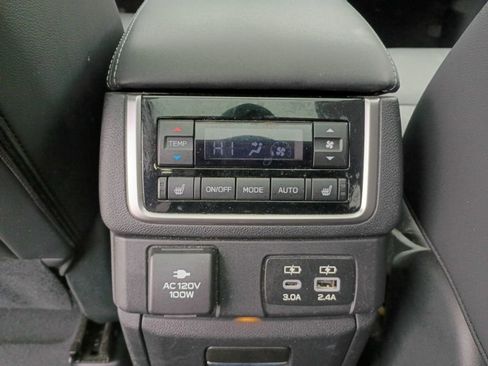 Used 2024 Subaru Ascent Touring image 20