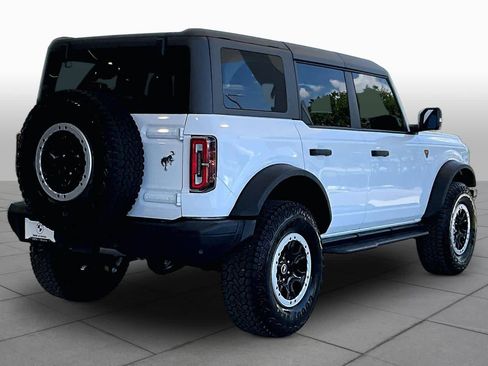 Used 2025 Ford Bronco Badlands AWD/4WD image 12
